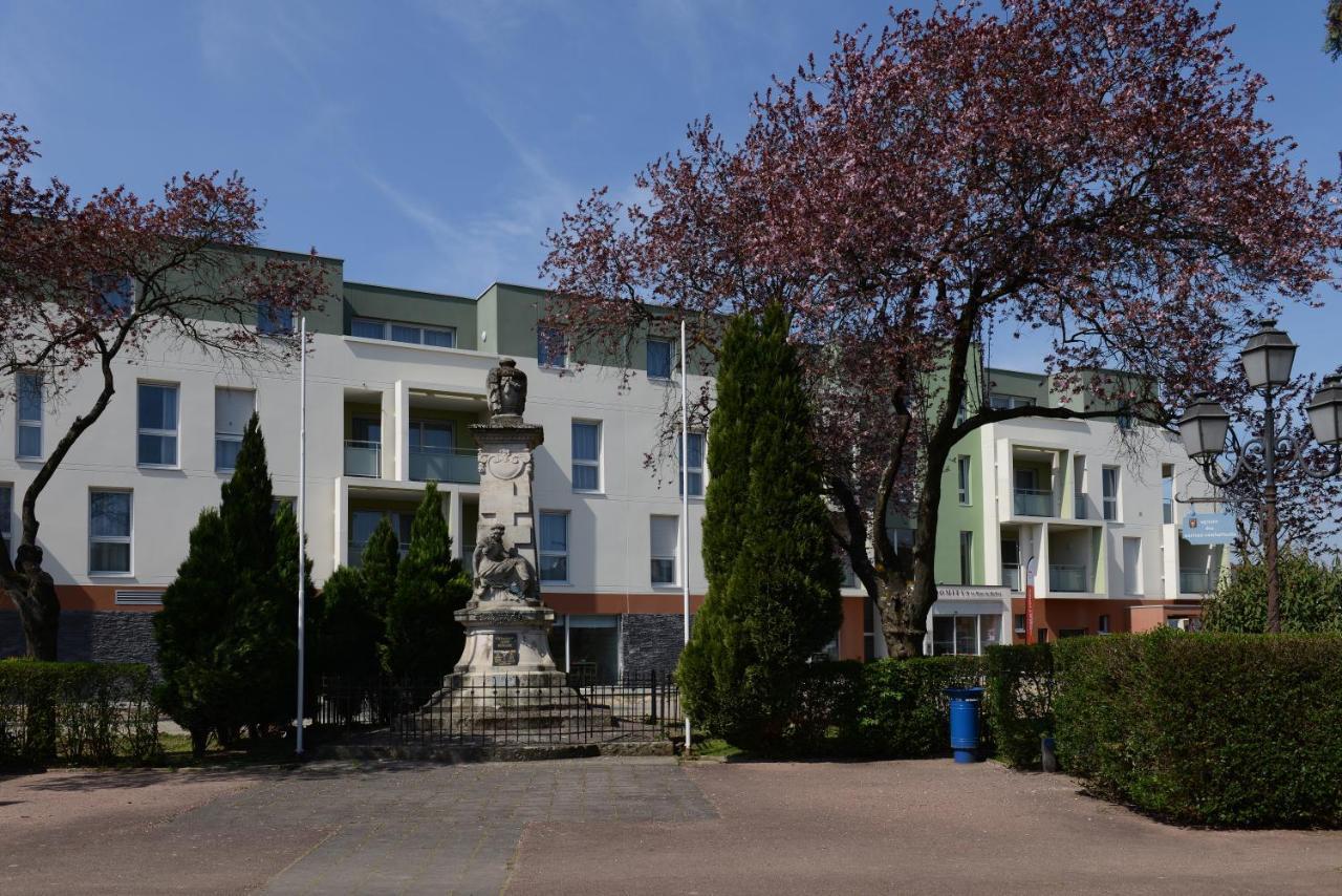 Domitys La Rose Du Beffroi Aparthotel Maizières-lès-Metz Exteriör bild