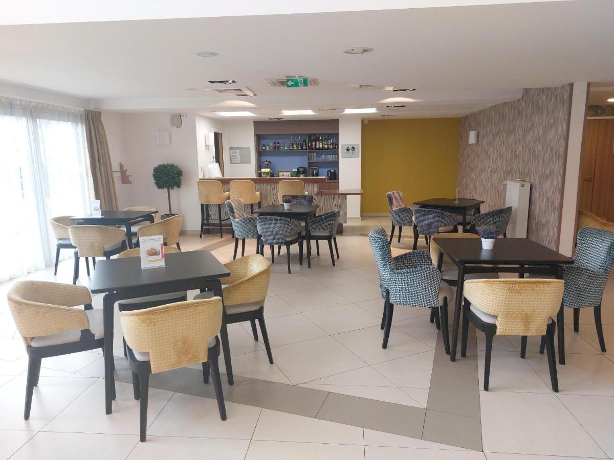 Domitys La Rose Du Beffroi Aparthotel Maizières-lès-Metz Exteriör bild